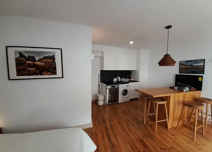 Covil's Haus Peniche